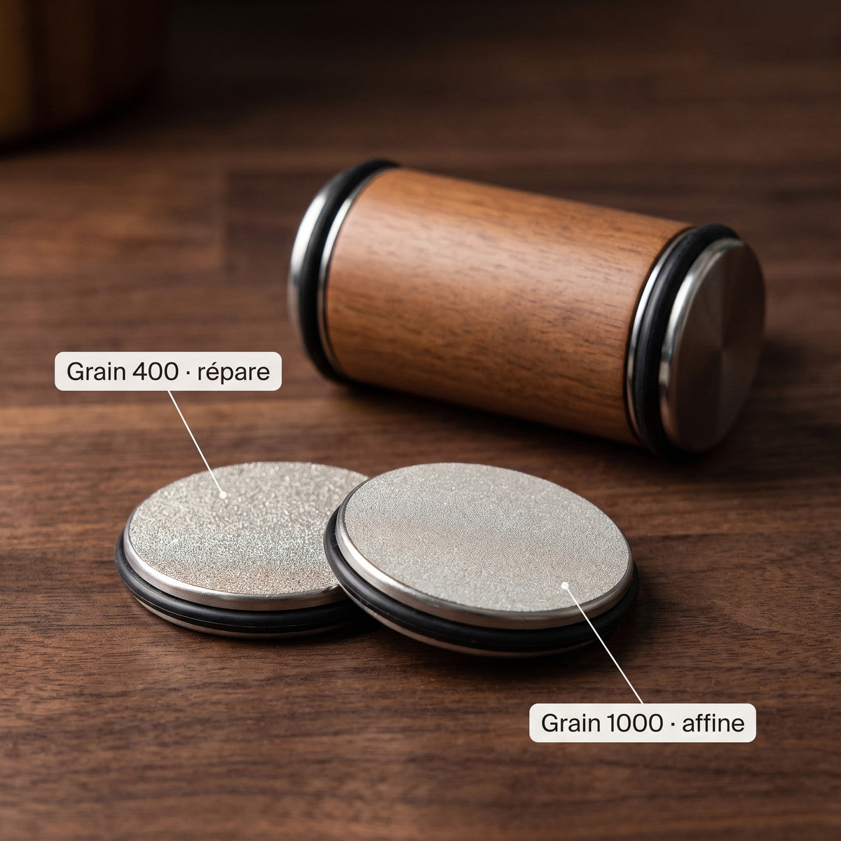 Disques diamant interchangeables : grain 400 pour réparer, grain 1000 pour affiner le tranchant